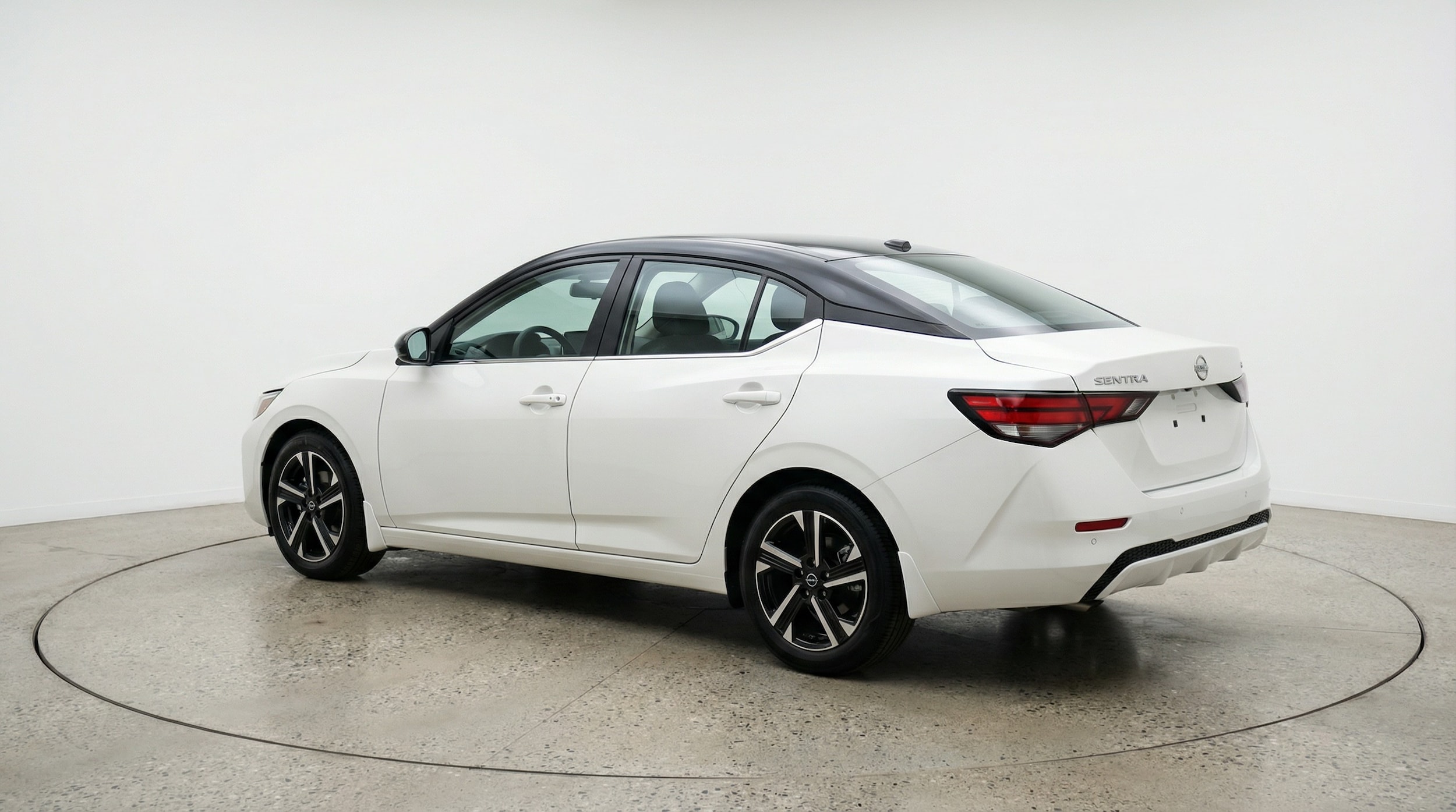 Thumbnail: 2025 Nissan Sentra - 5