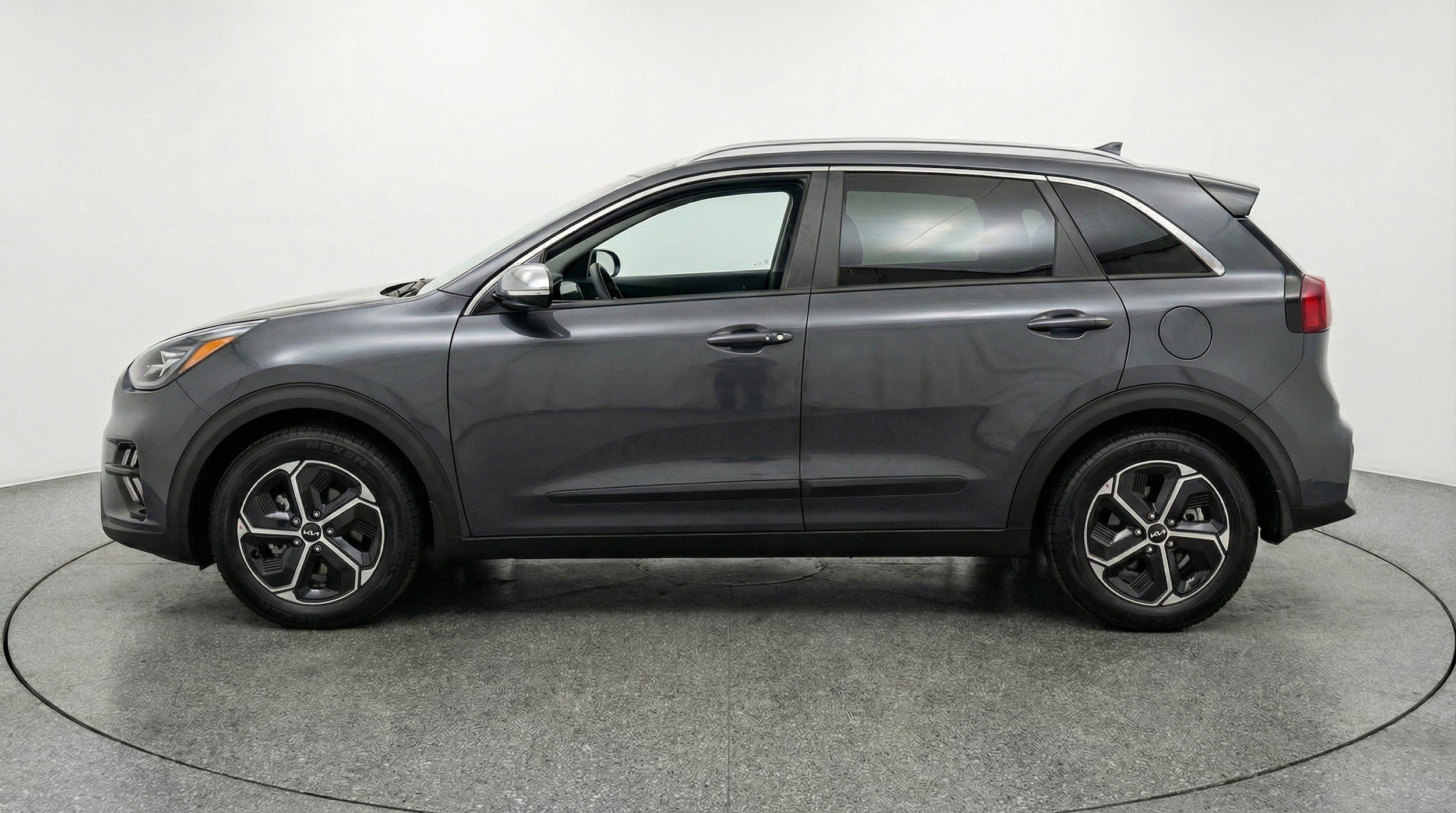 Thumbnail: 2026 Kia Niro - 5