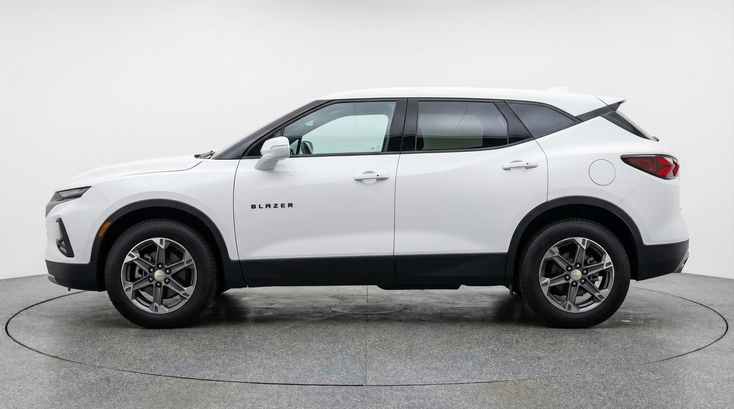 Thumbnail: 2025 Chevrolet Blazer - 4