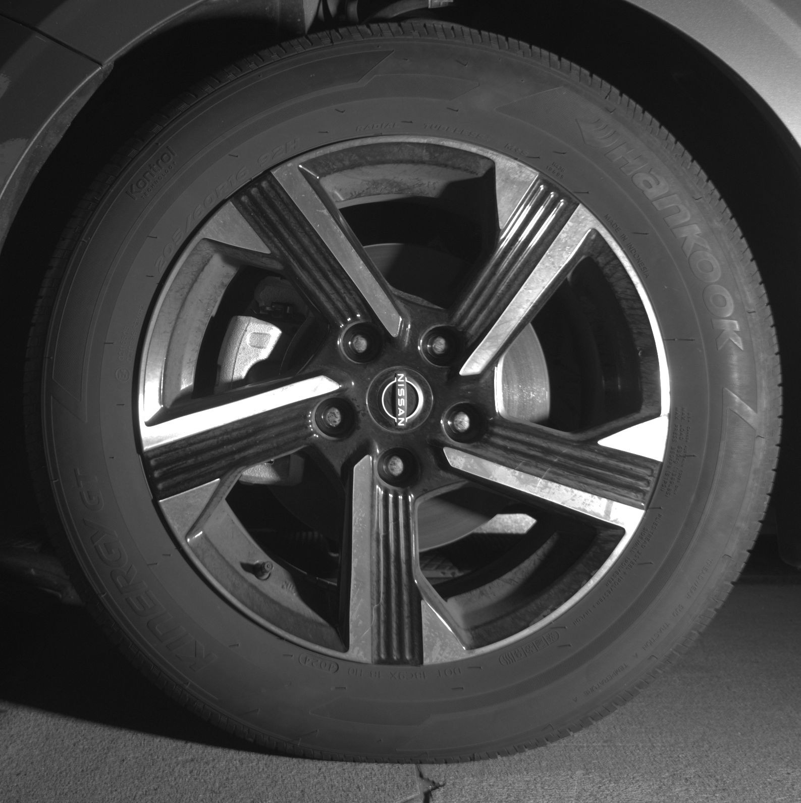 Thumbnail: 2025 Nissan Sentra - 9