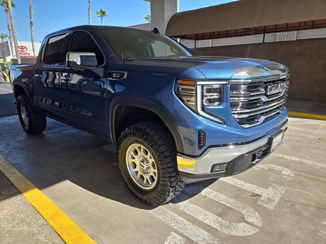 2024 Gmc Sierra 1500 SLT photo 3