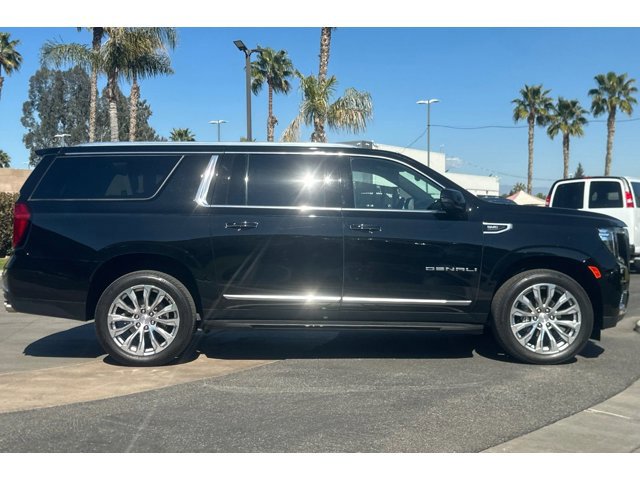2024 Gmc Yukon XL Denali photo 3
