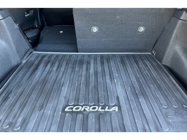 2025 Toyota Corolla Hatchback XSE - Photo 16