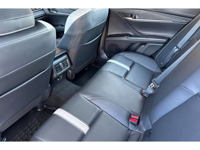2026 Toyota Camry SE - Photo 13