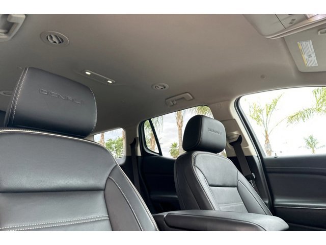 2021 GMC Acadia Denali - Photo 19