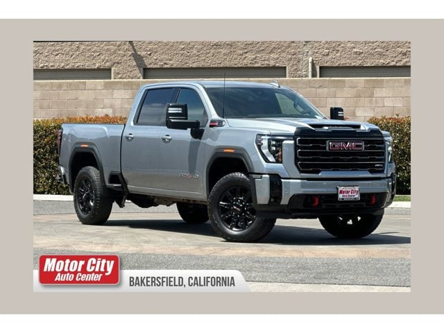 2025 GMC Sierra 4WD Crew Cab Standard Box AT4's photo