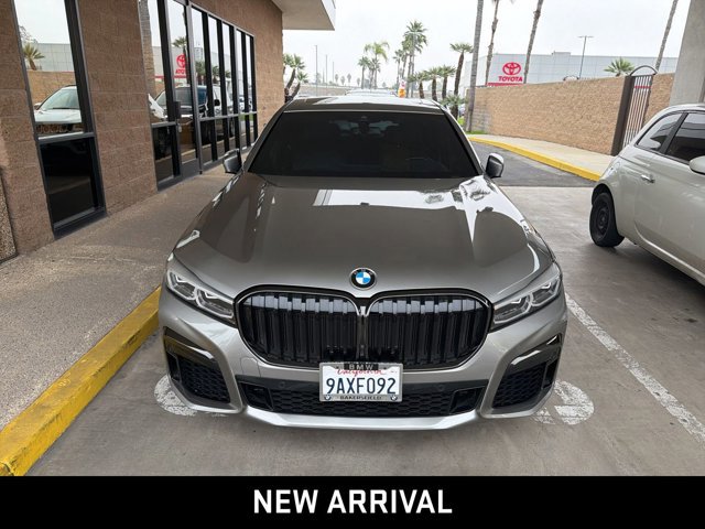 2022 Bmw 740Li 7-Series photo 2