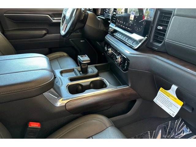 2023 GMC Sierra 1500 SLT - Photo 16