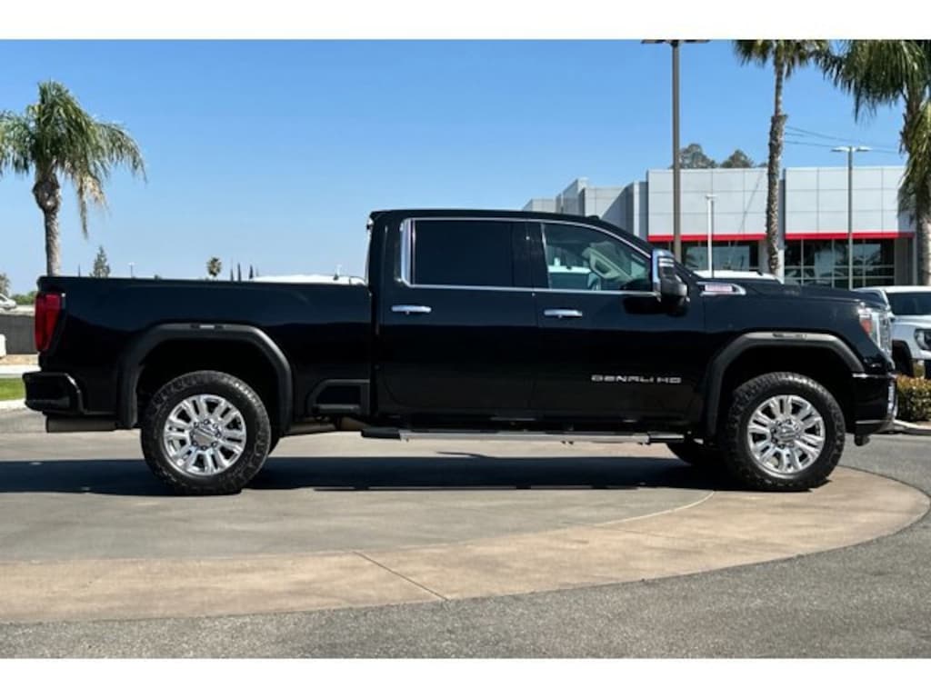 Used 2022 GMC Sierra 2500HD Denali Truck Crew Cab
