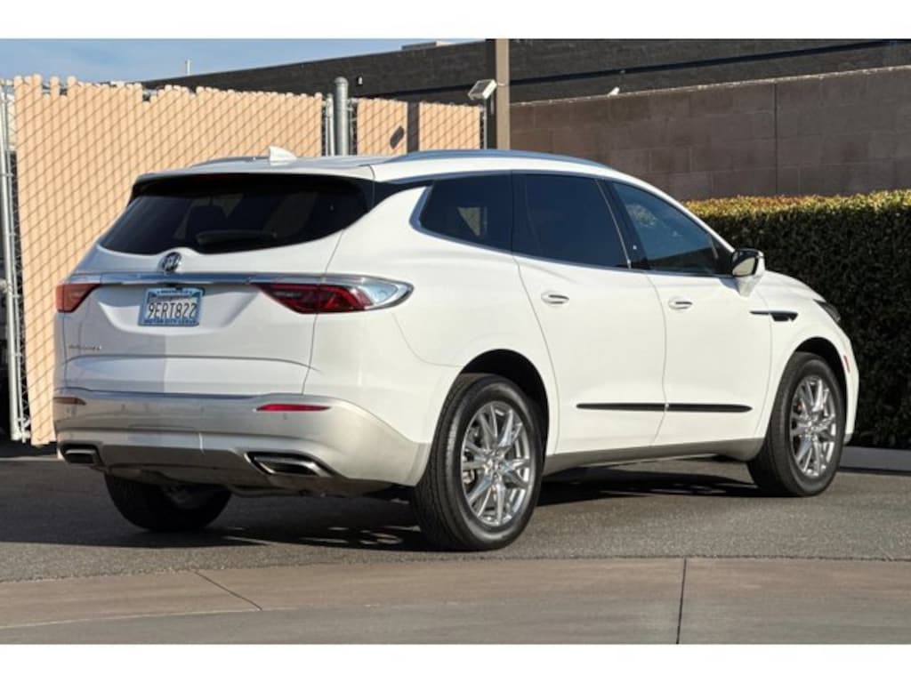 Used 2023 Buick Enclave Essence SUV