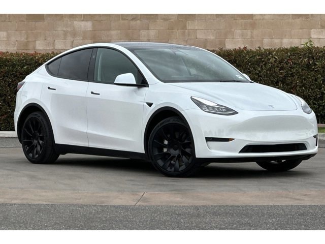 Used 2023 Tesla Model Y Long Range with VIN 7SAYGDEE5PA148778 for sale in Bakersfield, CA