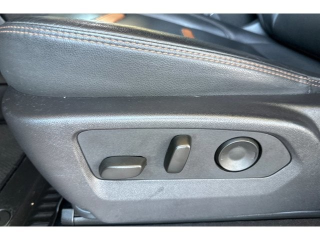 2025 GMC Sierra 2500HD AT4 - Photo 12
