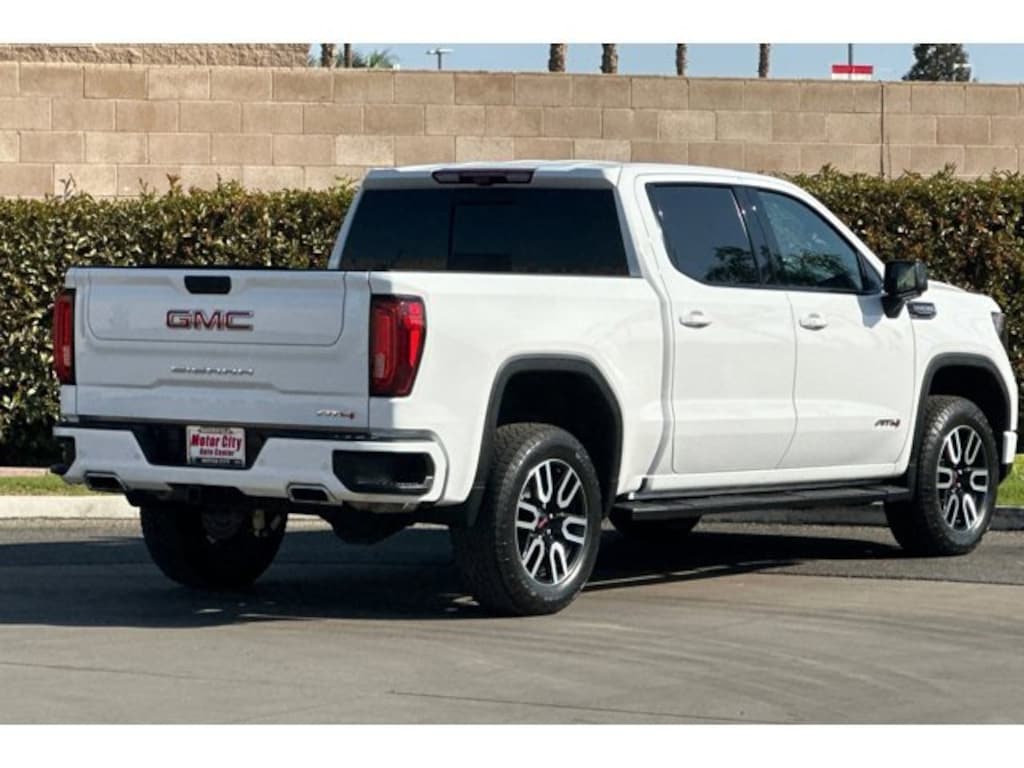 Used 2023 GMC Sierra 1500 AT4 Truck Crew Cab