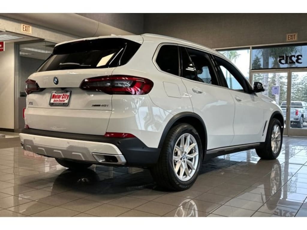 Used 2023 BMW X5 xDrive40i SUV