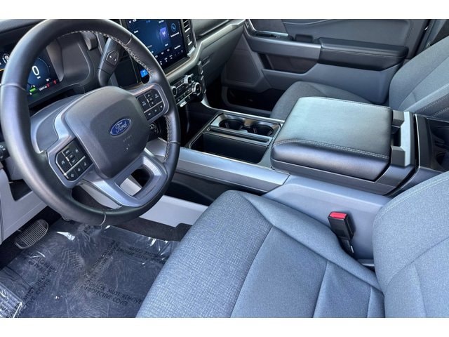 2025 Ford F-150 XLT - Photo 11