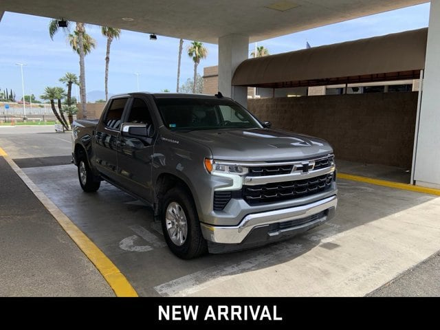2023 Chevrolet Silverado 1500 LT - Photo 2