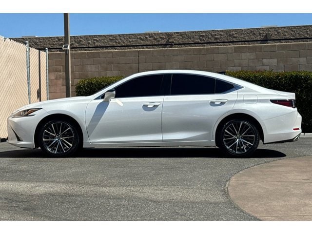 2025 Lexus ES 350 - Photo 7