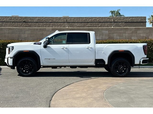 2026 GMC Sierra 2500HD AT4 - Photo 7