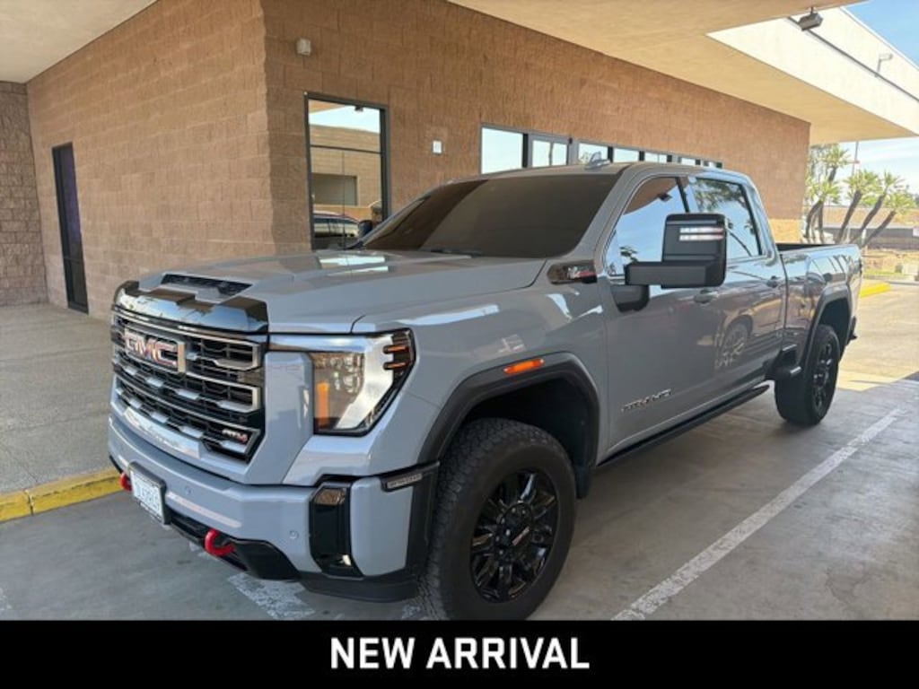 Used 2025 GMC Sierra 2500HD AT4 Truck Crew Cab