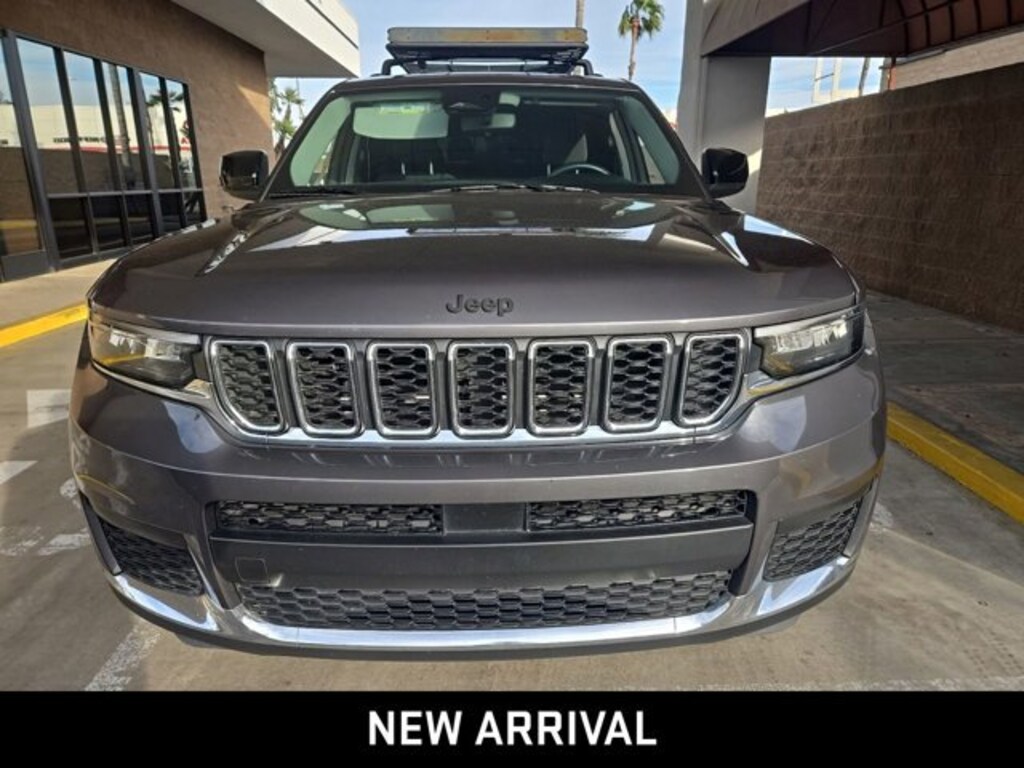 Used 2022 Jeep Grand Cherokee L Laredo SUV
