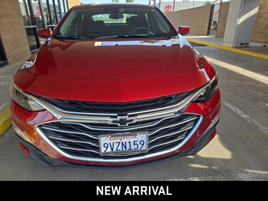 Used 2025 Chevrolet Malibu LT Sedan
