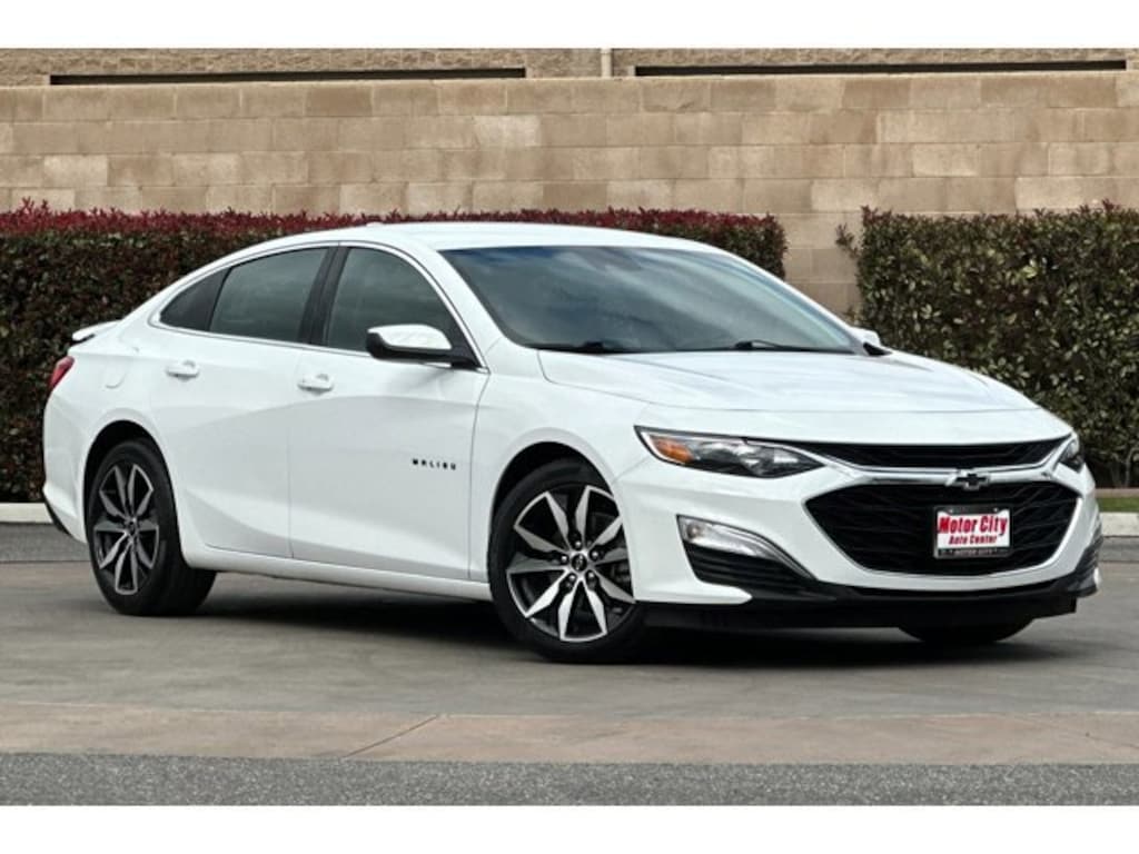 Used 2025 Chevrolet Malibu RS Sedan