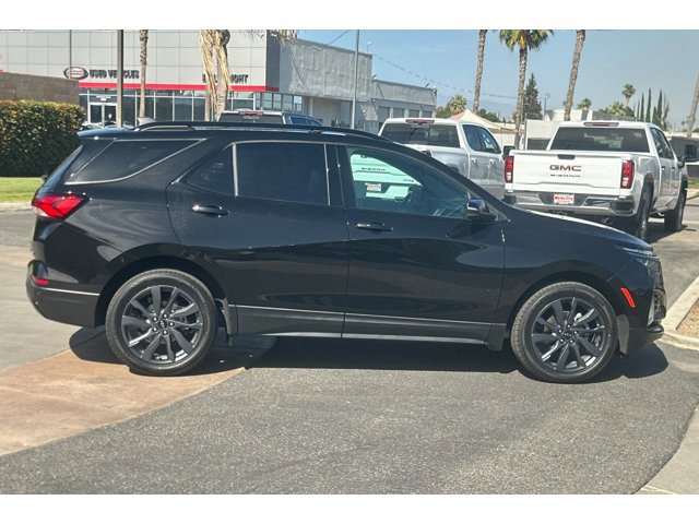 2022 Chevrolet Equinox RS photo 3