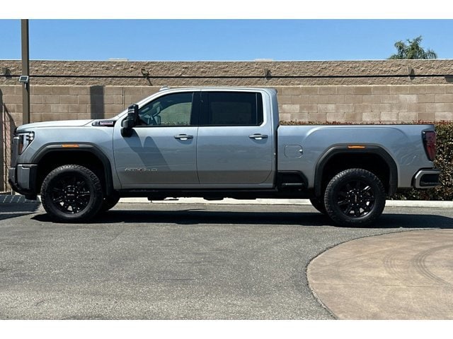 2025 GMC Sierra 2500HD AT4 - Photo 7