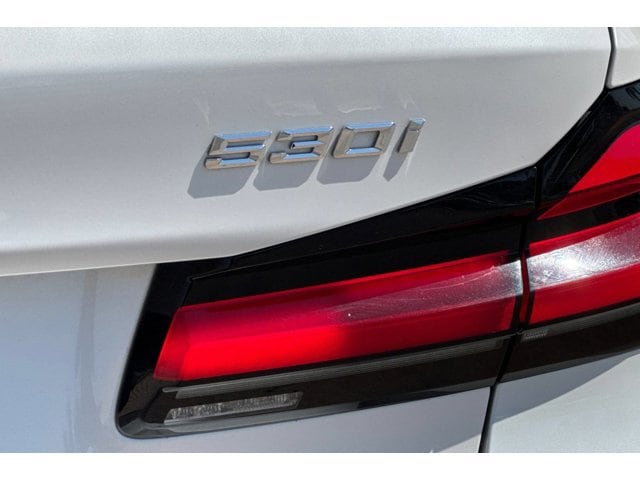 2023 BMW 5 Series 530i - Photo 27