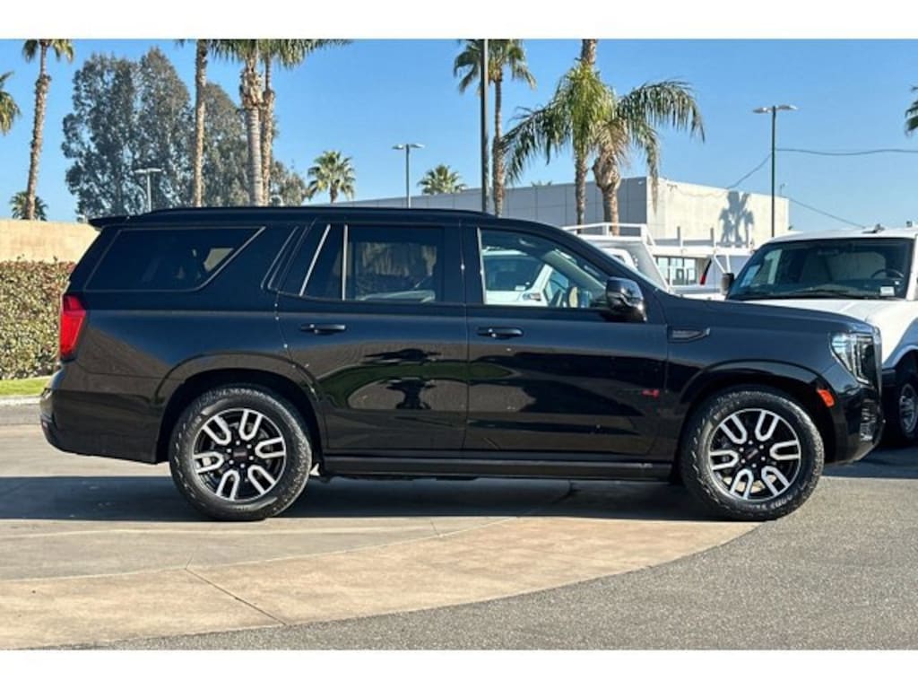 Used 2024 GMC Yukon AT4 SUV