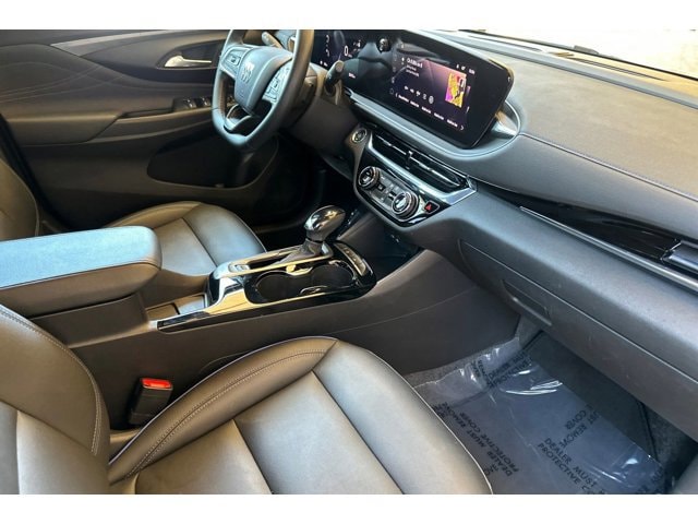 2025 Buick Envista Sport Touring - Photo 16