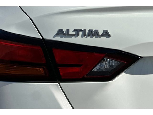 2025 Nissan Altima SV - Photo 27