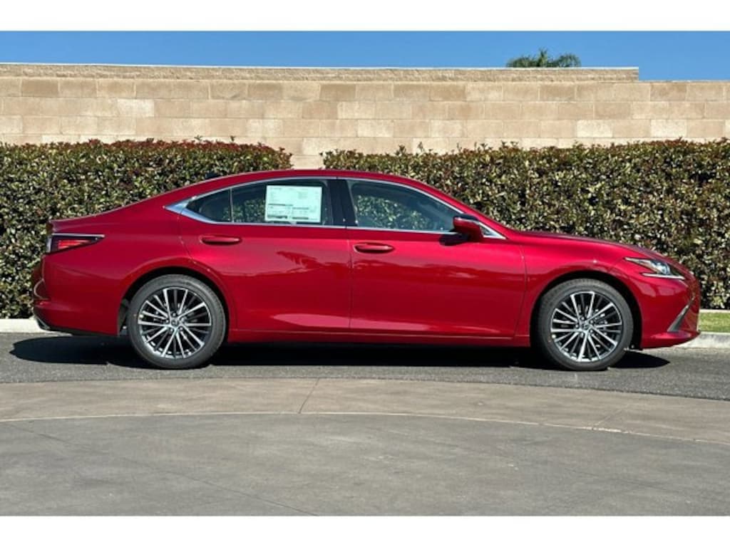 New 2025 Lexus ES 350  Car