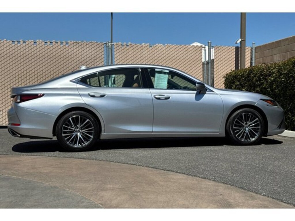 Certified 2025 Lexus ES 350 Sedan