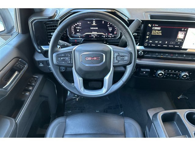 2025 GMC Sierra 1500 SLT - Photo 15