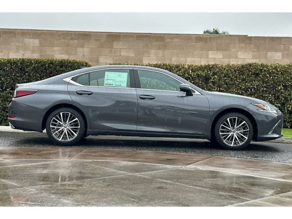 New 2025 Lexus ES 350 Car