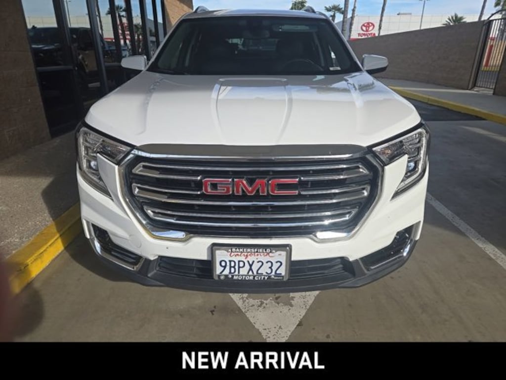 Used 2022 GMC Terrain SLT SUV