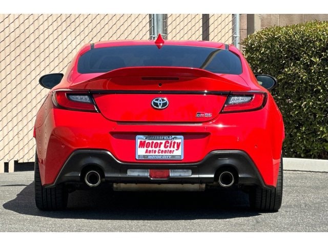 2024 Toyota GR86 Premium - Photo 5