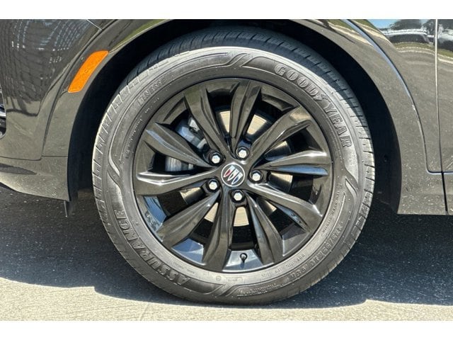 2025 Buick Envista Sport Touring - Photo 26