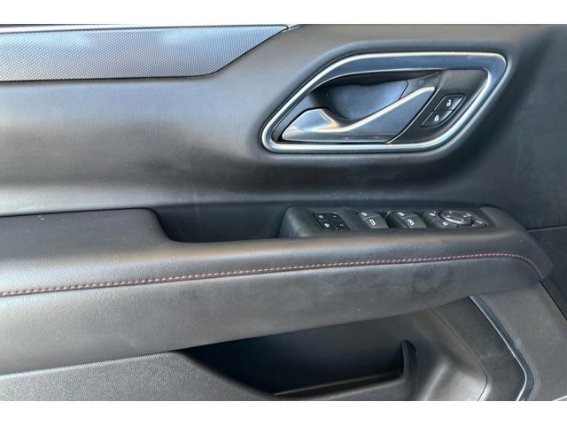 2022 Chevrolet Suburban RST - Photo 11