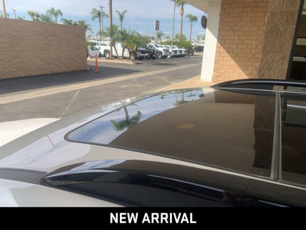 Used 2025 Honda Pilot Touring SUV