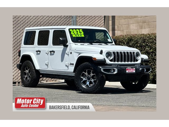 2025 Jeep Wrangler Sahara's photo