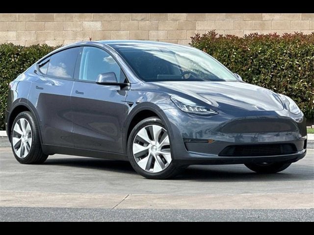 Used 2020 Tesla Model Y Long Range with VIN 5YJYGDEE0LF053278 for sale in Bakersfield, CA