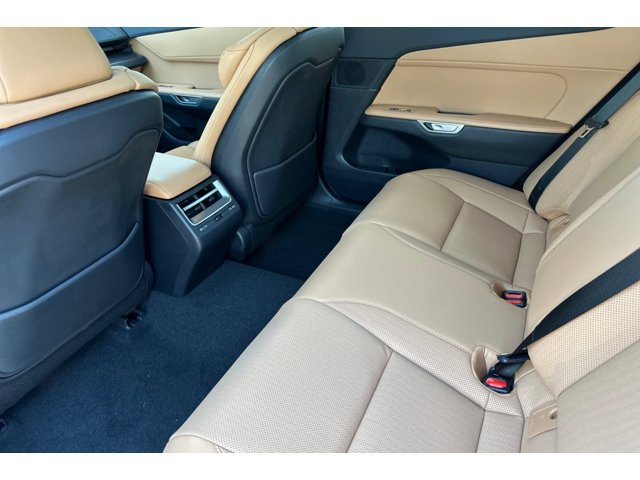 2026 Lexus ES BEV 350e Premium - Photo 14