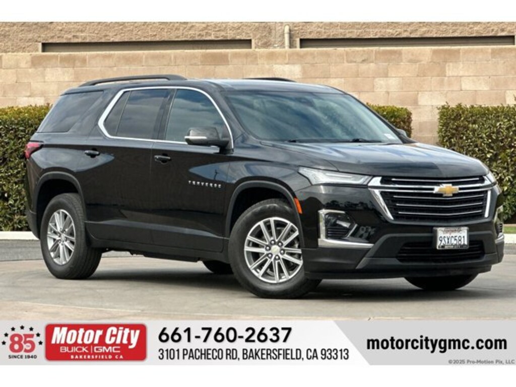 Used 2023 Chevrolet Traverse LT Cloth SUV