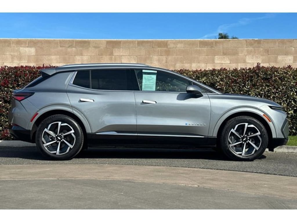 Used 2025 Chevrolet Equinox EV LT SUV