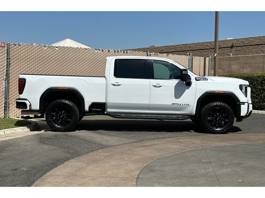 Used 2024 GMC Sierra 2500HD AT4 Truck Crew Cab