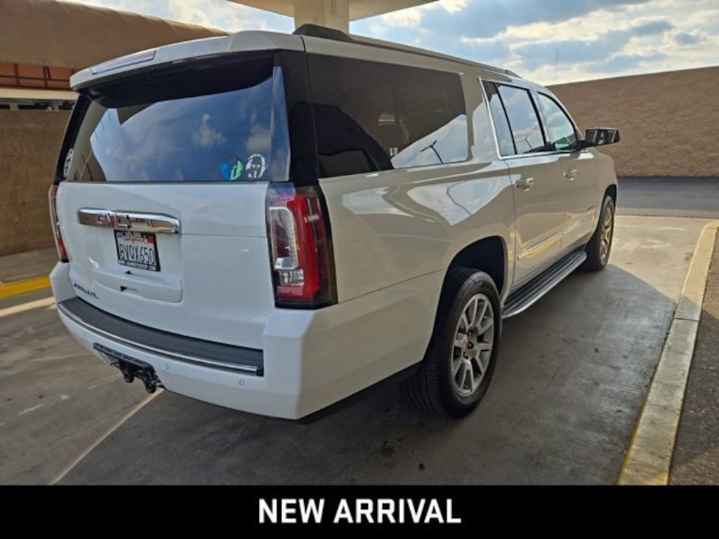 Used 2020 GMC Yukon XL Denali SUV
