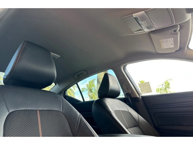 2022 Nissan Altima SR - Photo 17