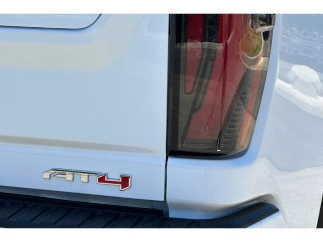 2025 GMC Sierra 2500HD AT4 - Photo 28